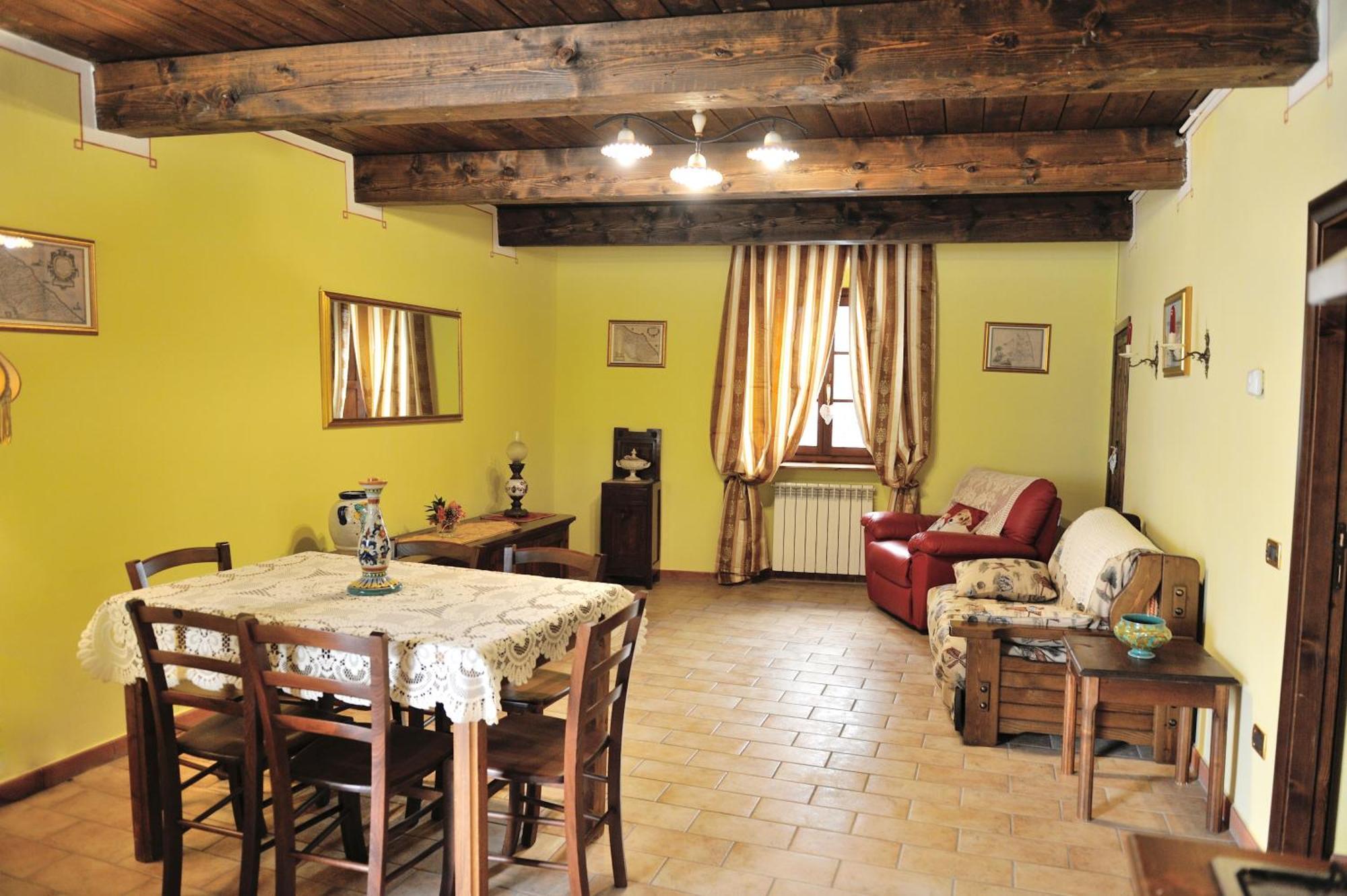 Appartamento con 2 Camere da Letto